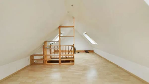 Immobilie in Adenbüttel - Fachwerkhaus mit Gartennutzung, Balkon und Garage 
 - Bild 4