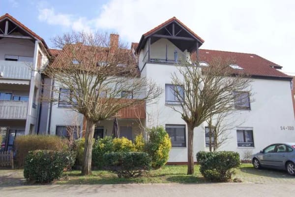 Immobilie in Hockenheim - RESERVIERT ! Charmante 3-Zimmer-Wohnung mit Terrasse und 2 Stellplätzen in Hockenheim! - Bild 1