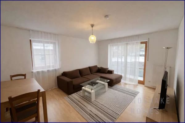 Immobilie in Pfaffenhofen an der Ilm - Gepflegte 3-Zimmer-Wohnung mit Balkon und Stellplatz im Herzen von Pfaffenhofen - Bild 3