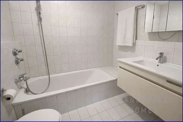 Immobilie in Pfaffenhofen an der Ilm - Gepflegte 3-Zimmer-Wohnung mit Balkon und Stellplatz im Herzen von Pfaffenhofen - Bild 4