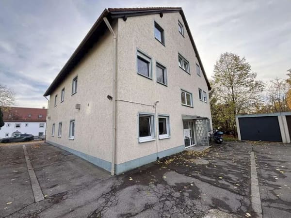 Immobilie in Schwabmünchen - Massionette Wohnung mit separatem Wohnraum im DG, Wohnanlage im gepflegtem Zustand - Bild 0