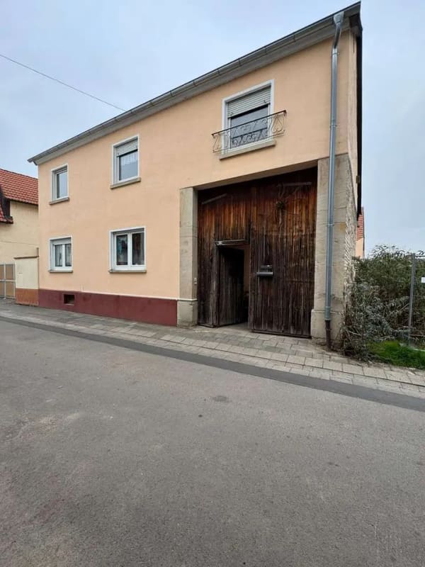 Immobilie in Böhl-Iggelheim - Hofhaus-Ensemble mit Anbau, ausbaufähiger Scheune & großem Grundstück. - Bild 0