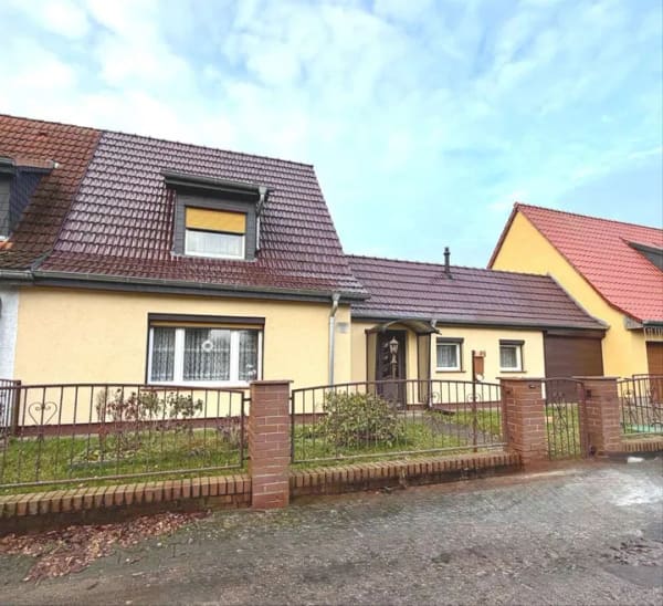 Immobilie in Leegebruch - Freie Doppelhaushälfte mit Grundstück zu verkaufen! - Bild 0