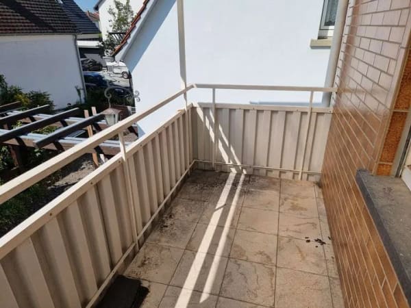Immobilie in Linkenheim-Hochstetten - Platz für die ganze Familie: Ein- bis Zweifamilienhaus mit Garten und Garage - Bild 2
