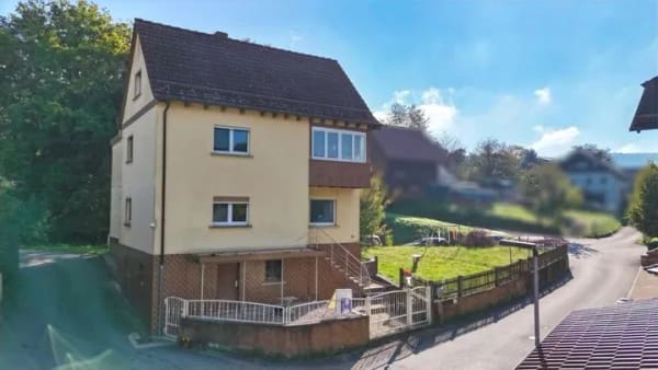 Immobilie in Oberzent - Sonnig gelegen und reichlich Platz in 2 großen Wohnungen - Bild 3