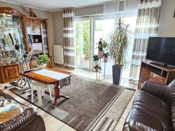 Immobilie in Löningen - Auf der Lage! Erdgeschoss! Gepflegte Wohnung mit Terrasse! 4 ZKB mit EBK, HWR und PKW-Stellplatz! - Bild 0