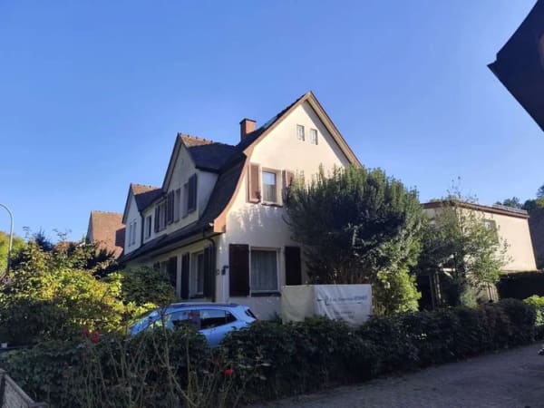 Immobilie in Müllheim - Vielseitig nutzbar: Doppelhaushälfte mit Anbau und Einliegerwohnung und Garage! - Bild 0