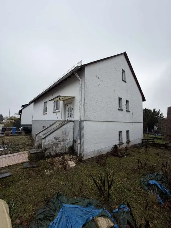 Immobilie in Hünfelden - Freistehendes Einfamilienhaus mit Garage in Hünfelden - Mensfelden - Bild 1