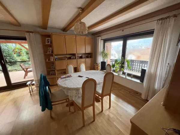 Immobilie in Dernbach (Westerwald) - Großes Wohnhaus in Ortsrandlage - Bild 3