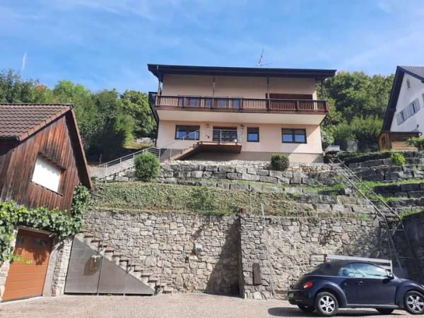 Immobilie in Mauer - M A U E R: Absolut ruhige Lage am Ortsrand - Großzügiges, gemütliches Einfamilienhaus mit ELW - Bild 2
