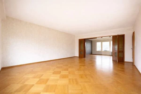 Immobilie in Lohr am Main - Seltene Gelegenheit: 160 m² Wohnung mit Garten & 2 Garagen! - Bild 2