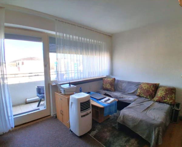 Immobilie in Neumarkt in der Oberpfalz - Vermietete 1-Zimmer-Wohnung im 6. OG mit Balkon und Keller - Ideal zur Kapitalanlage - Zentral in 92318 Neumarkt - Bild 2