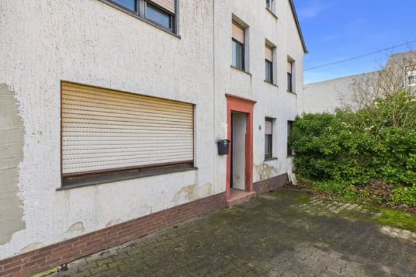 Immobilie in Osburg - Haus in Osburg - Das Haus hat 3 Wohnungen - Die Rendite ist 6 Prozent - TEXT IN LEICHTER SPRACHE - Bild 2