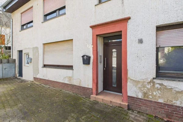 Immobilie in Osburg - Haus in Osburg - Das Haus hat 3 Wohnungen - Die Rendite ist 6 Prozent - TEXT IN LEICHTER SPRACHE - Bild 3