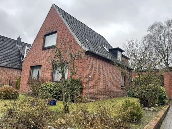 Immobilie in Itzehoe - 2 Wohneinheiten in einem Haus in Top Lage von Itzehoe! - Bild 1