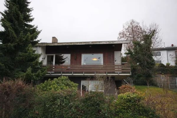 Immobilie in Engelsbrand - *Sommerangebot* Renovierungsbedürftiges Haus mit Traum-Aussicht sucht neue Besitzer - Bild 1