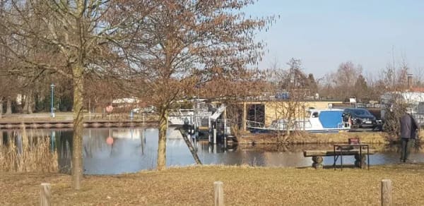 Immobilie in Liebenwalde - Wohnen am Wasser in Liebenwalde – Einfamilienhaus auf großem Grundstück mit traumhaftem Ausblick - Bild 2