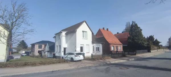 Immobilie in Bad Segeberg - Achtung !!!!! Zweifamilienhaus, modernisiert, mit neuer Heizung - Bild 2