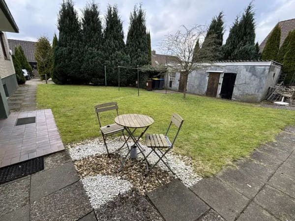 Immobilie in Hohenwestedt - Modernisierte Single-Wohnung mit Stellplatz und Gartennutzung in ruhiger Lage (RÖMBKE IMMOBILIEN KG) - Bild 1