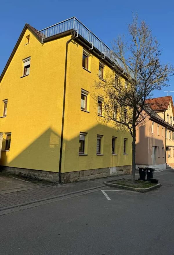 Immobilie in Lauffen am Neckar - Renoviertes 2 Familienhaus mit Potenzial in Lauffen a. N.. Sofort beziehbar !! - Bild 0