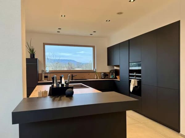 Immobilie in Hetzerath - Modernes Design in begehrter Lage - Bild 2