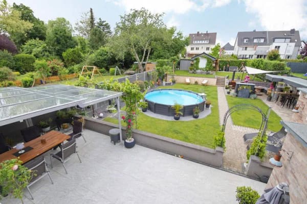 Immobilie in Düsseldorf - Dreiparteienhaus mit Gartenparadies - Bild 1