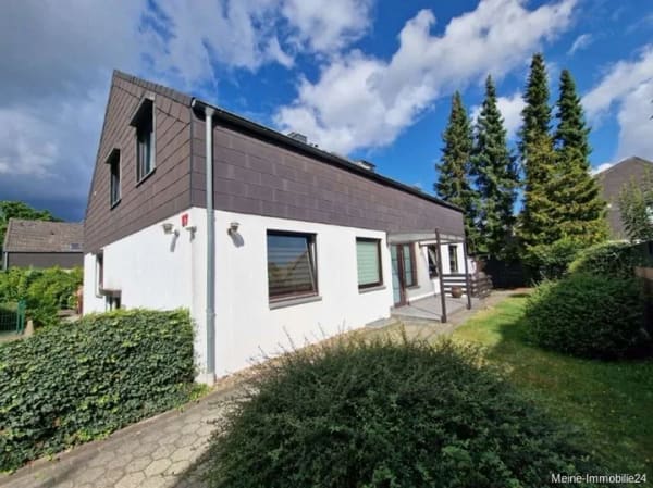 Immobilie in Braunschweig - Exklusive Eigentumswohnung mit Garten und Stellplatz - Bild 1