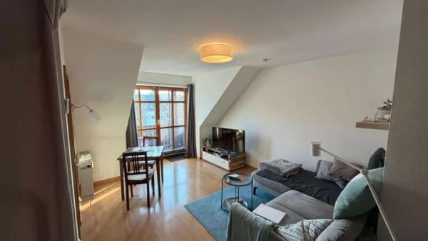 Immobilie in Zolling - EINZIEHEN ODER INVESTIEREN!!! Charmante 2,5-Zimmer-Maisonette-Eigentumswohnung mit Süd-Balkon - Bild 0
