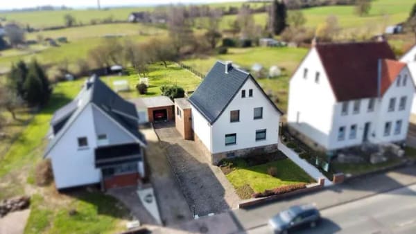 Immobilie in Schieder-Schwalenberg - Viel Grün, viel Platz, viele Möglichkeiten! - Bild 2