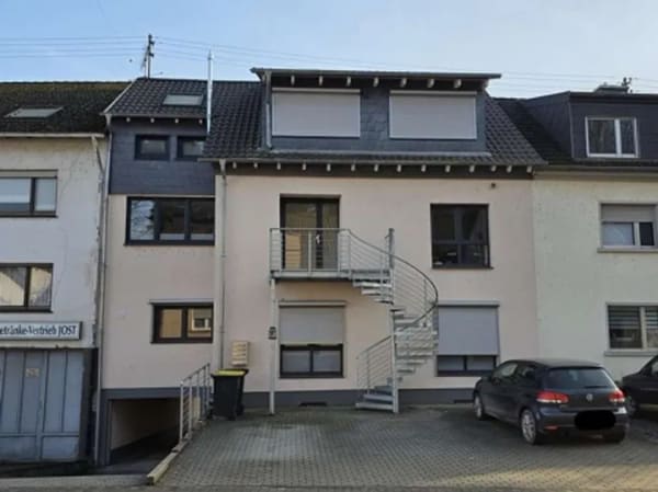 Immobilie in Nalbach - *** Tolles 4-5 Familienhaus - ideale Kapitalanlage *** - Bild 0