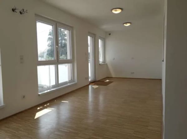Immobilie in Nalbach - *** Tolles 4-5 Familienhaus - ideale Kapitalanlage *** - Bild 3