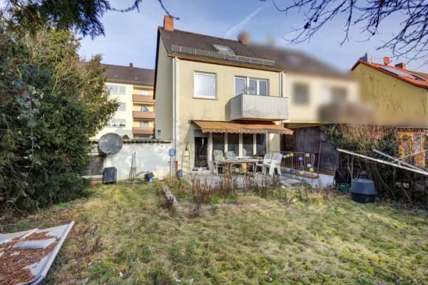 Immobilie in Oberasbach - DHH in Fürth - Oberasbach - Bild 1