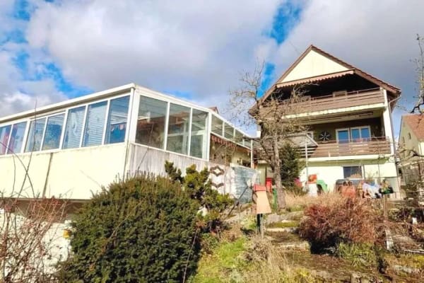 Immobilie in Vaihingen an der Enz - Panoramalage mit Schlossblick – Haus mit Entwicklungspotential - Bild 3