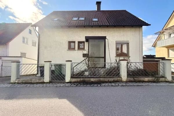 Immobilie in Vaihingen an der Enz - Panoramalage mit Schlossblick – Haus mit Entwicklungspotential - Bild 4