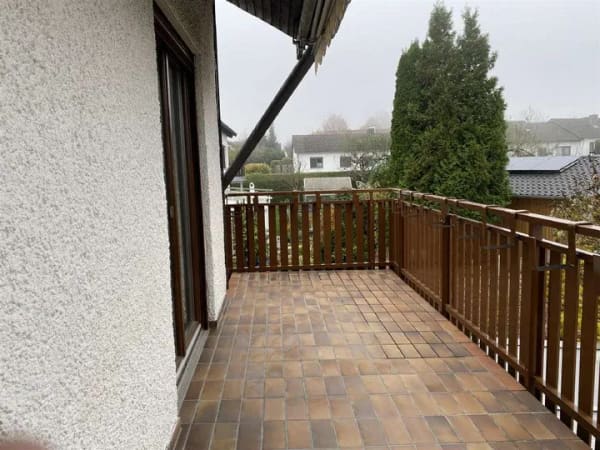 Immobilie in Obertaufkirchen - 4-Zimmer Maisonettewohnung mit Garten in Obertaufkirchen - Nähe A94! - Bild 0