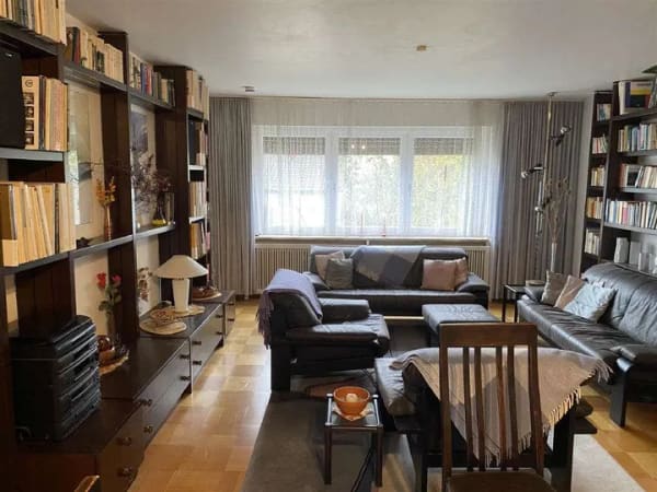 Immobilie in Obertaufkirchen - 4-Zimmer Maisonettewohnung mit Garten in Obertaufkirchen - Nähe A94! - Bild 2