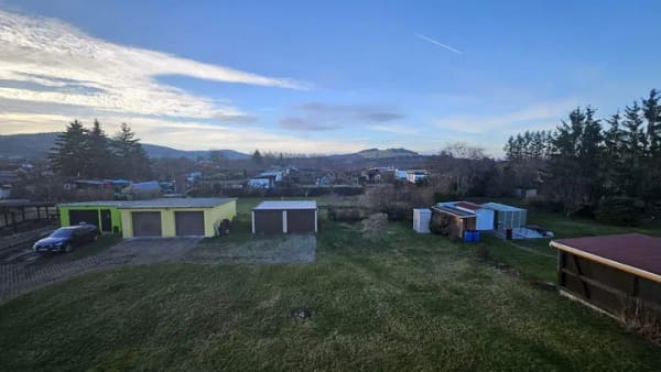 Immobilie in Arnstadt - Top Kapitalanlage mit 6% Rendite - Schöne 3-Raumwohnung in Arnstadt mit Drei Gleichen Blick - Bild 0