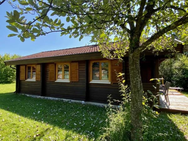 Immobilie in Hayingen - vollausgestattetes Ferienhaus im Ferienpark Lauterdörfle in Hayingen - Bild 1