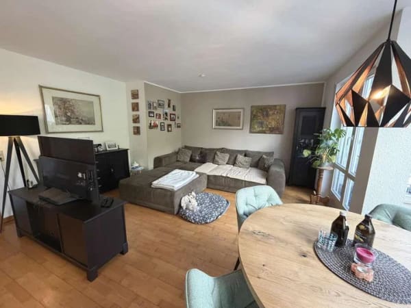 Immobilie in Oberboihingen - EIGENHEIM ODER KAPITALANLAGE? 4 Zimmer, 2 Bäder und Tiefgaragenstellplatz! - Bild 3