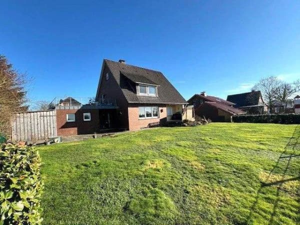 Immobilie in Stemwede - RSW-Immobilien *Ruhige Lage - EFH mit 2 – ETW, Garage und Carport in Stemwede - Haldem zu verkaufen!!!* - Bild 0