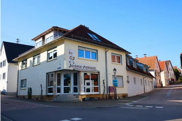 Immobilie in Schweigen-Rechtenbach - Wohn- & Geschäftshaus mit 3 Wohnungen, Gewerbe und Ausbaupotenzial - Bild 0