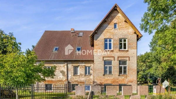 Immobilie in Bentwisch - Seltene Gelegenheit für Investoren - Historisches Gutshausensemble auf über 7.600 Quadratmetern Land - Bild 1