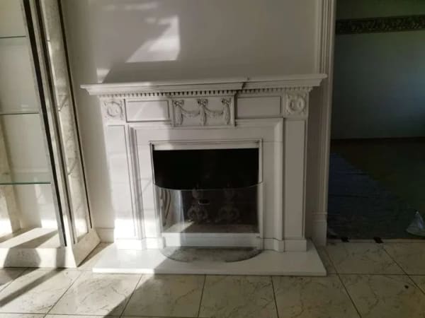 Immobilie in Hochheim - HOCHHEIMER BESTLAGE: AUSSERGEWÖHNLICHER UND GROSSZÜGIGER BUNGALOW - Bild 2