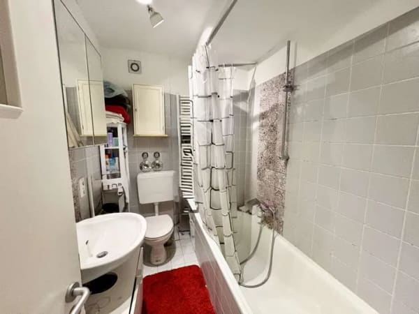 Immobilie in Wiesbaden - ''Kapitalanlage" 
Vermietete 3-Zimmer-Wohnung in zentraler Lage von Wiesbaden - Bild 4