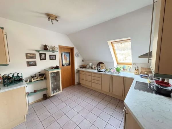 Immobilie in Annweiler am Trifels - Schöne helle Maisonettewohnung mit Trifelsblick - Bild 4