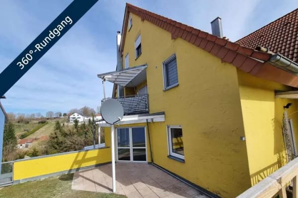 Immobilie in Deining - Frisch renovierte, ruhige Erdgeschoss-Wohnung mit Terrasse, großem Gartenanteil und 2 Stellplätzen - Bild 0