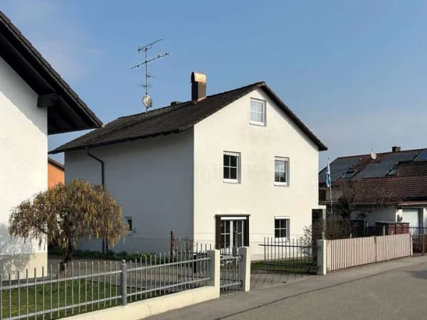 Immobilie in Wallersdorf - Wohnen mit guter Verkehrsanbindung  - Bild 0