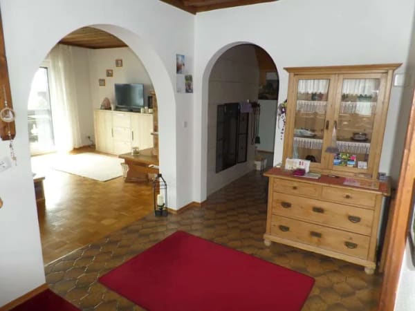 Immobilie in Murnau am Staffelsee - Für Eigennutzer/Kapitalanleger:Gepflegte 3,5 Zimmer-OG-Whg. mit großem S-Balkon in sehr ruhiger Lage - Bild 4