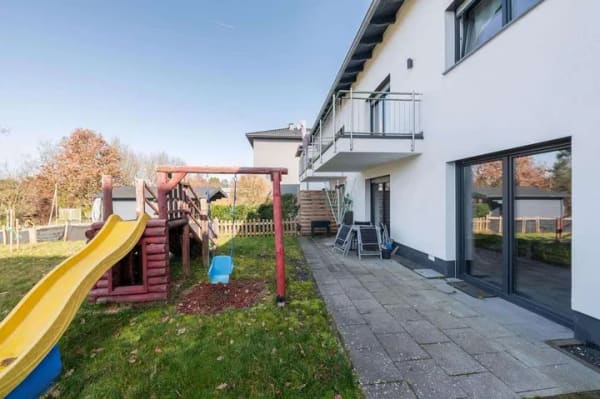Immobilie in Altweidelbach - Junge, moderne Doppelhaushälfte in naturnaher Randlage mit Blick ins Grüne - Bild 4