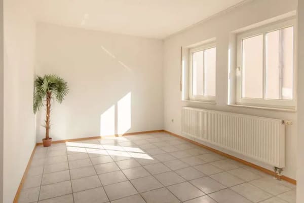 Immobilie in Himmelstadt - – Kapitalanleger aufgepasst! Einfamilienhaus inkl. kleiner Gewerbeeinheit in Himmelstadt zvk.– - Bild 3